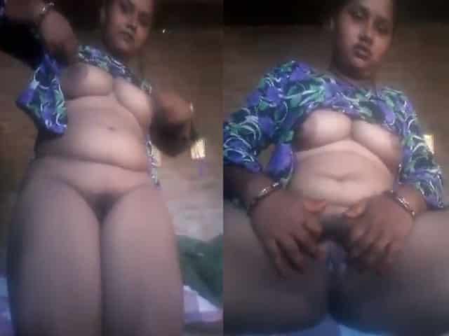 Bihari bhabhi pussy show MMS video boob